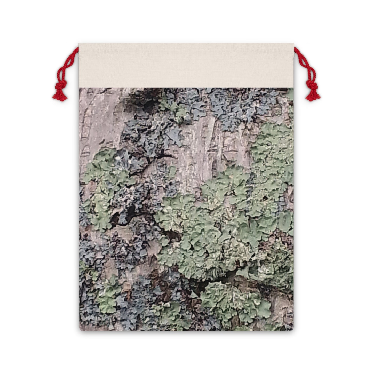 Nature-Inspired Gift Bag of Moss on Tree Bark for Eco-Friendly Gifting