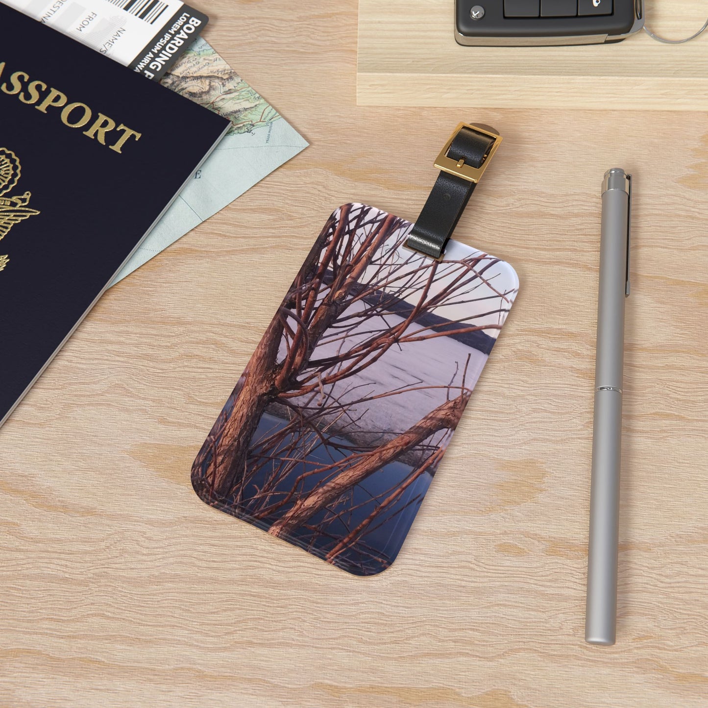 Nature-Inspired Luggage Tag – Scenic Tree Design for Travel Enthusiasts