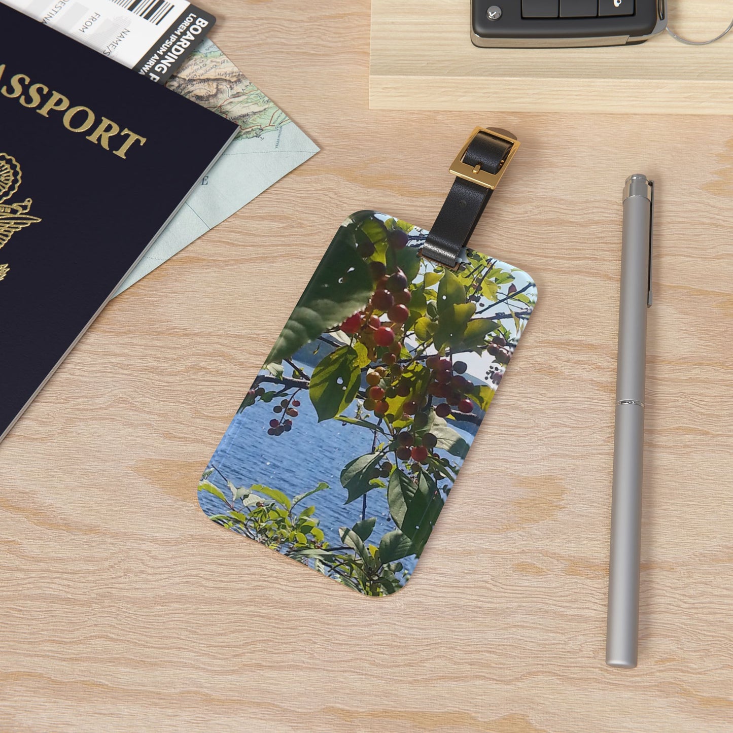 Nature-Inspired Luggage Tag with #originalphotograph of Berries and Lake