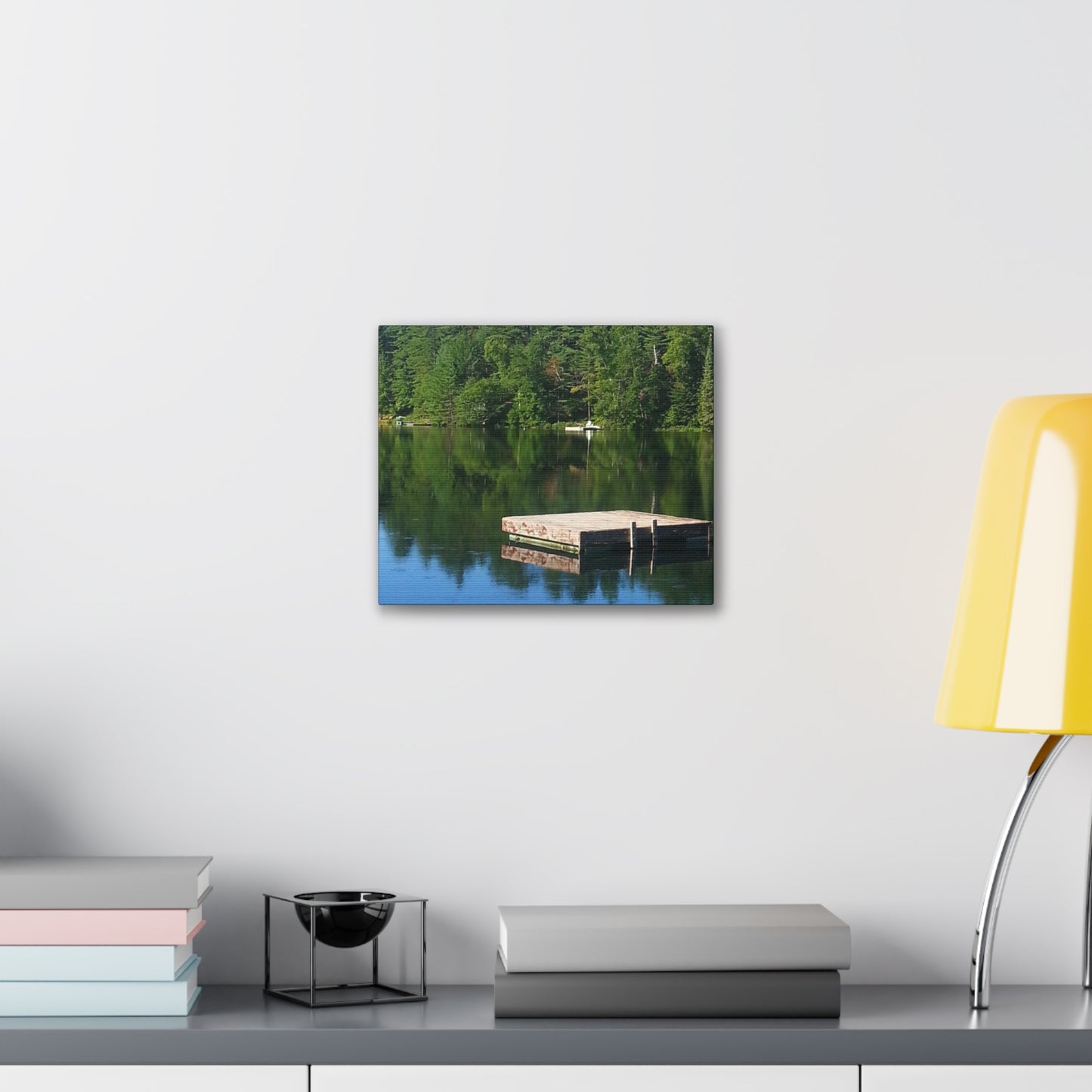 Canvas Print -Nature-Inspired  Tranquil Lakeside Reflection