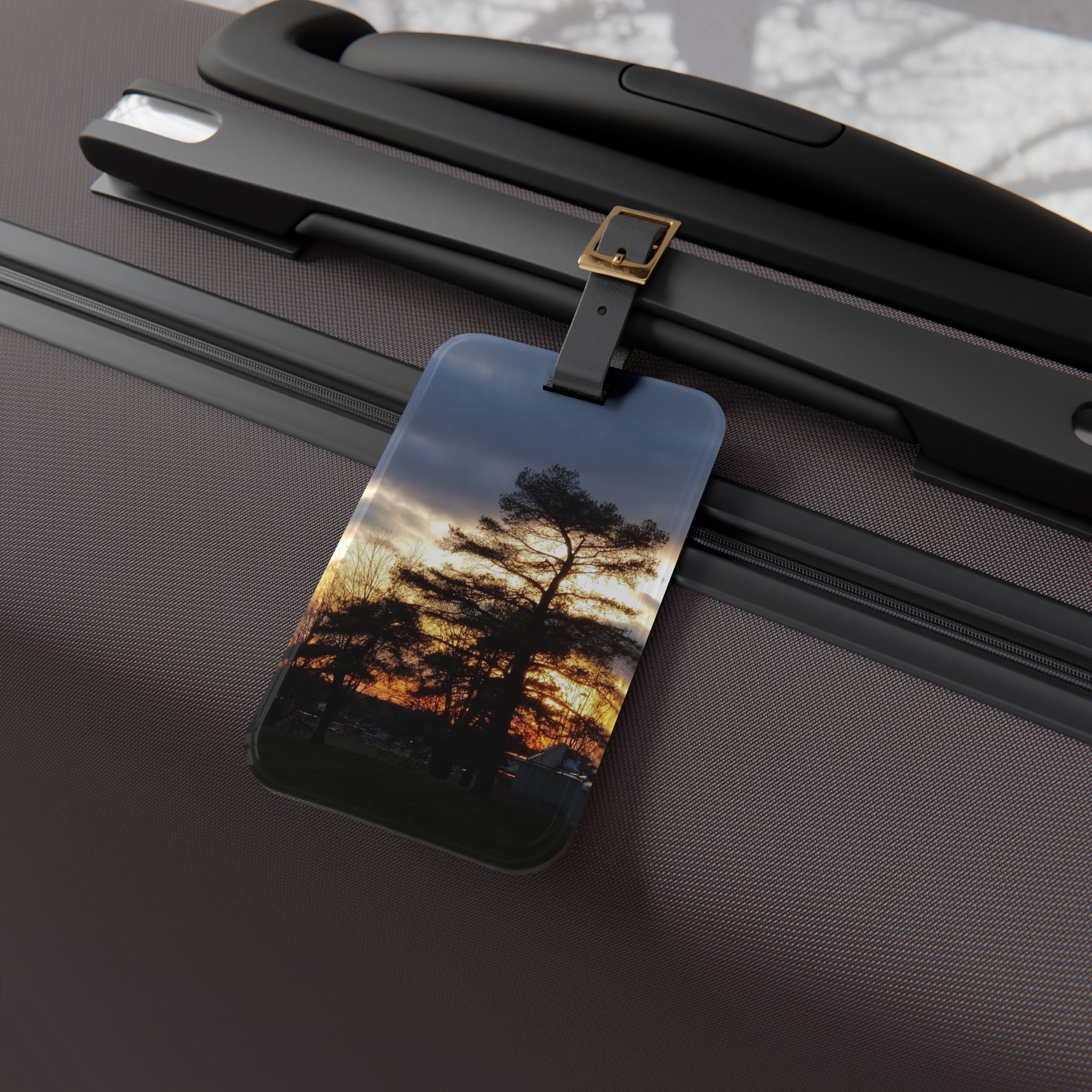 Expressive Journey | Midnight Passage Silhouette Luggage Tag | The Flow Collection