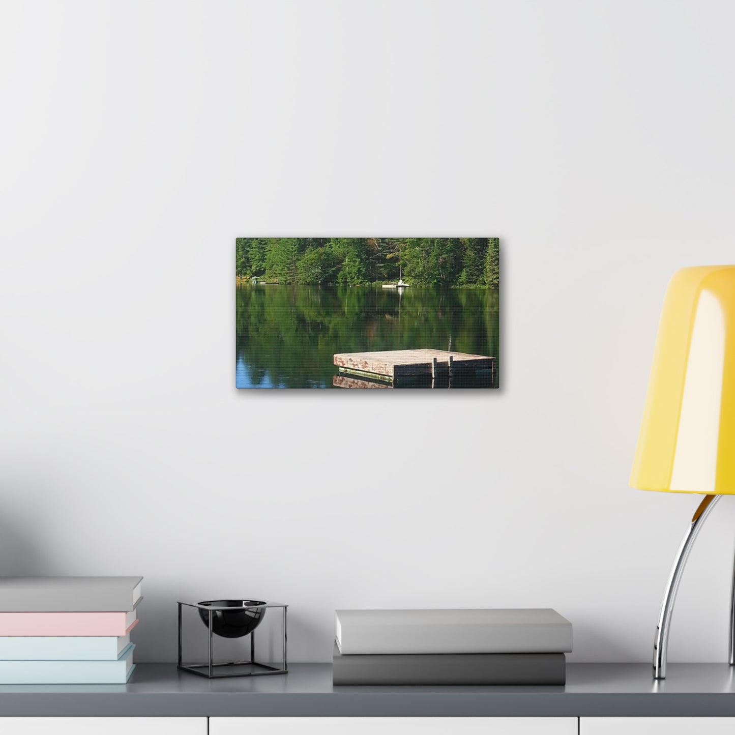 Canvas Print -Nature-Inspired  Tranquil Lakeside Reflection