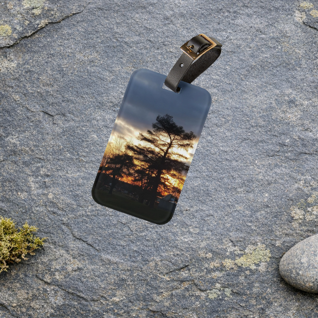 Expressive Journey | Midnight Passage Silhouette Luggage Tag | The Flow Collection