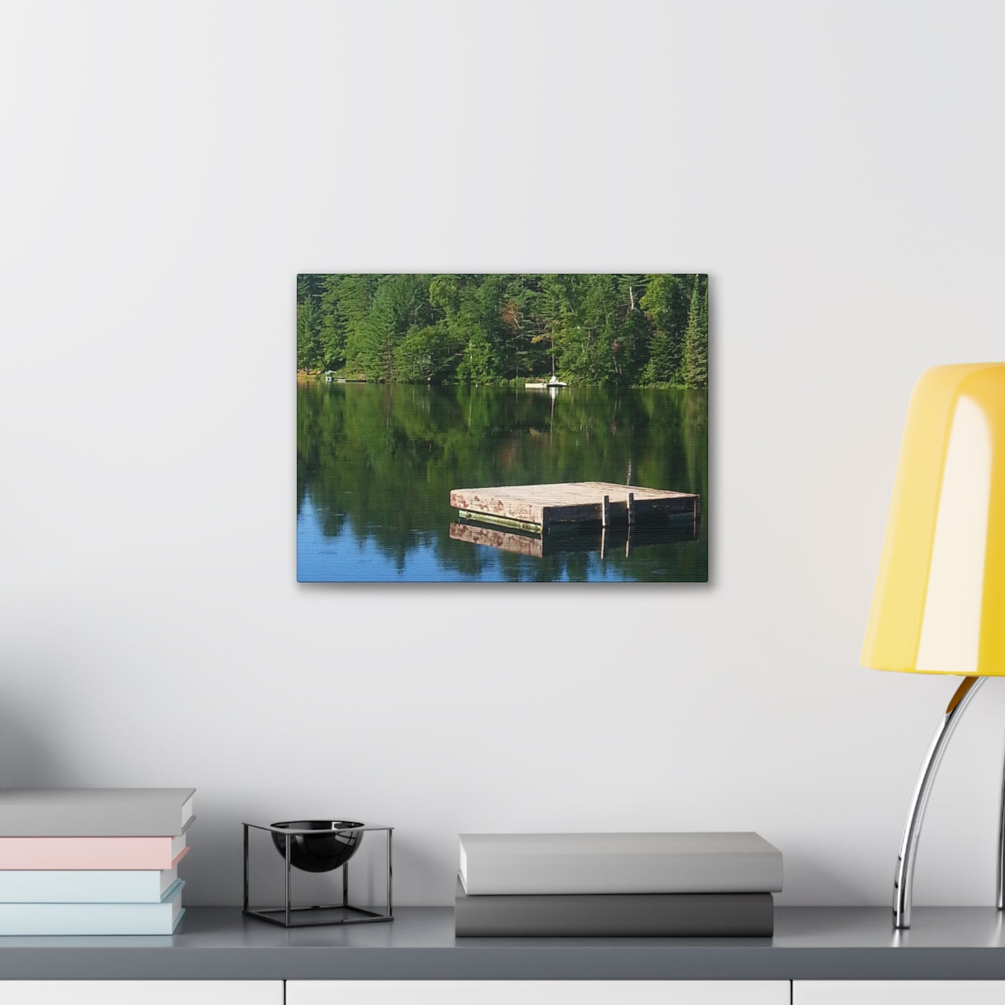 Canvas Print -Nature-Inspired  Tranquil Lakeside Reflection